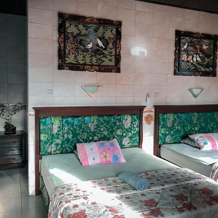 Kerti Beach Bungalow And Restaurant パダンバイ エクステリア 写真