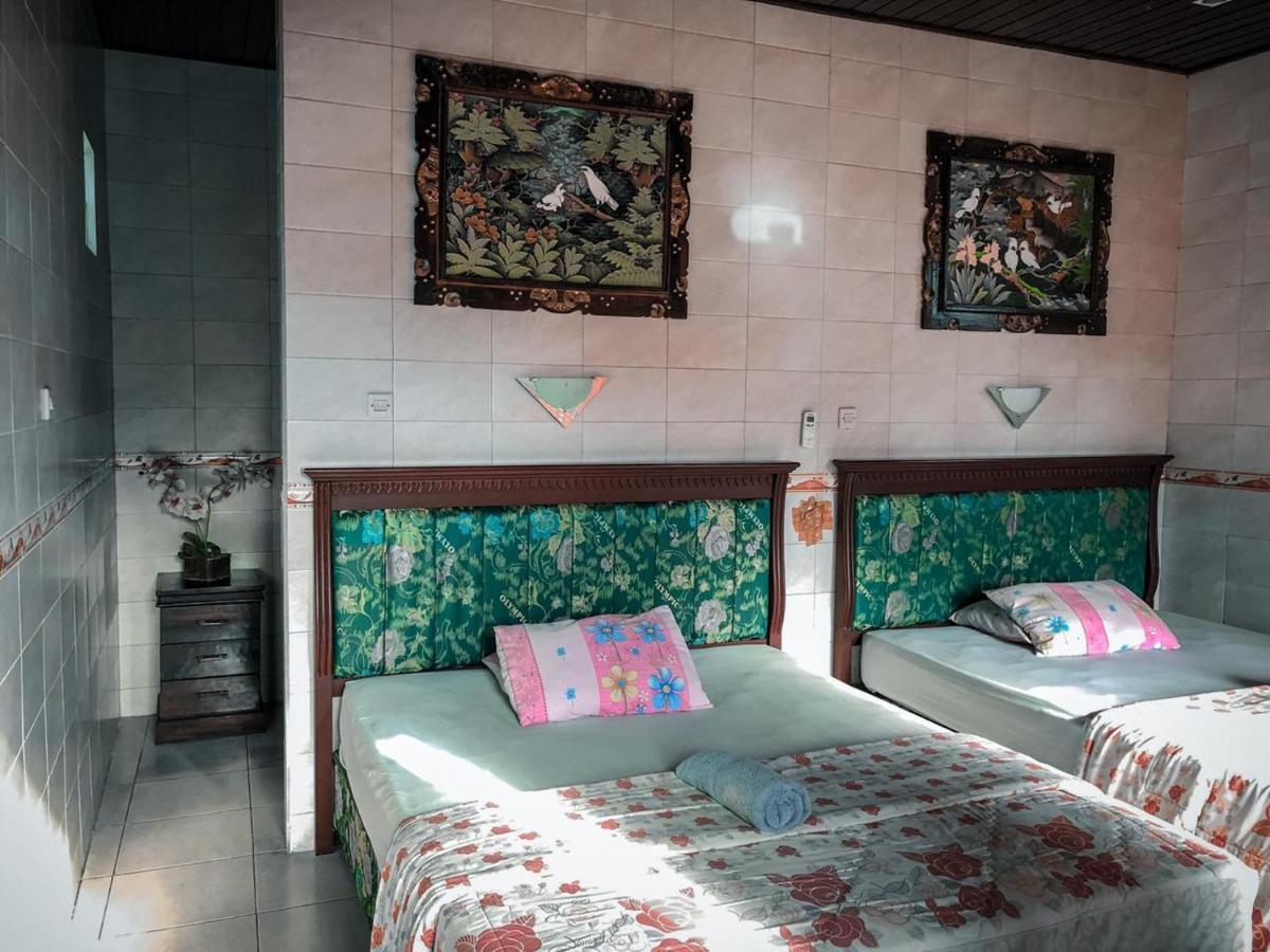 Kerti Beach Bungalow And Restaurant パダンバイ エクステリア 写真